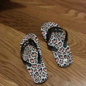 Girls 👧 very cute for the summer brand new and my fav